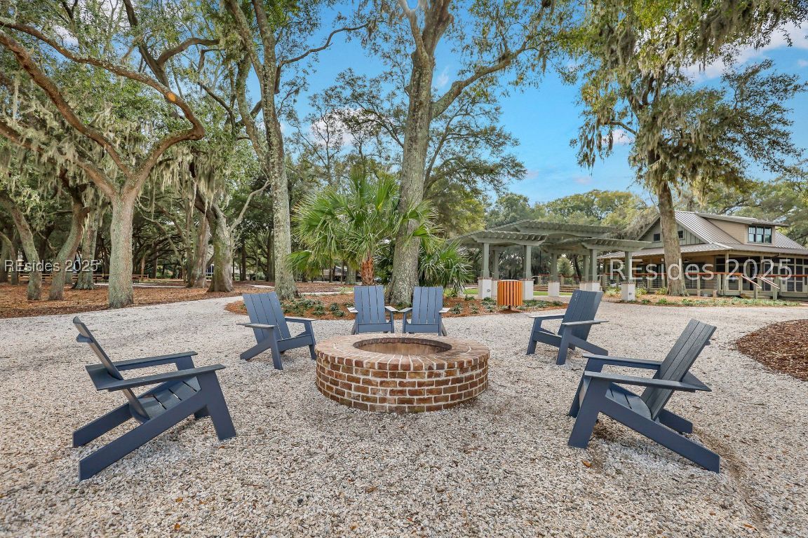 7 Eagle Claw Lane