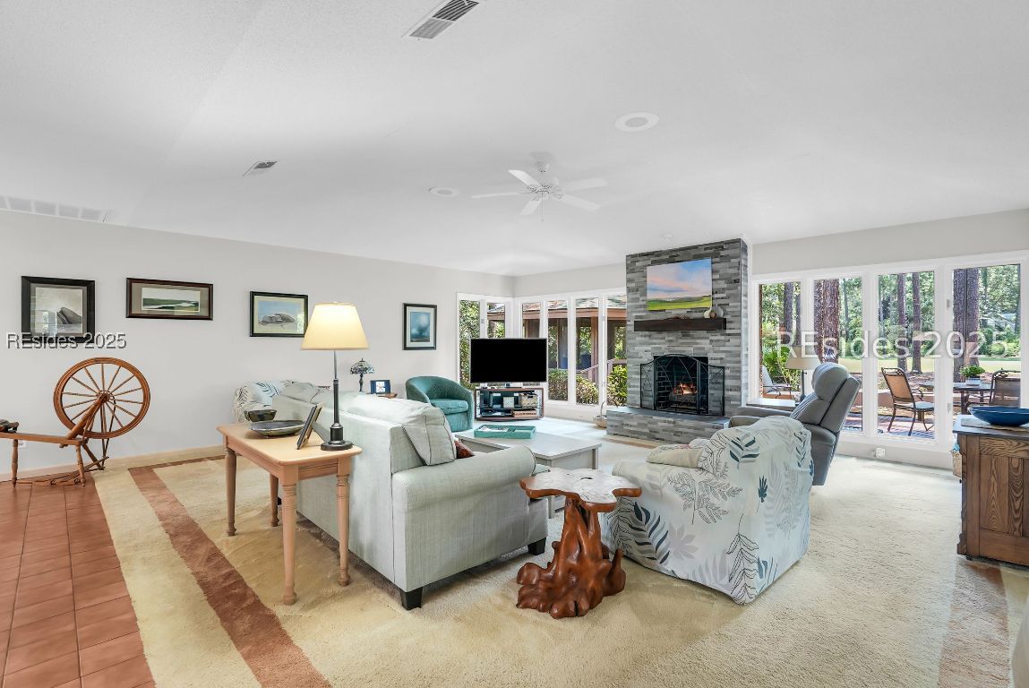 7 Eagle Claw Lane