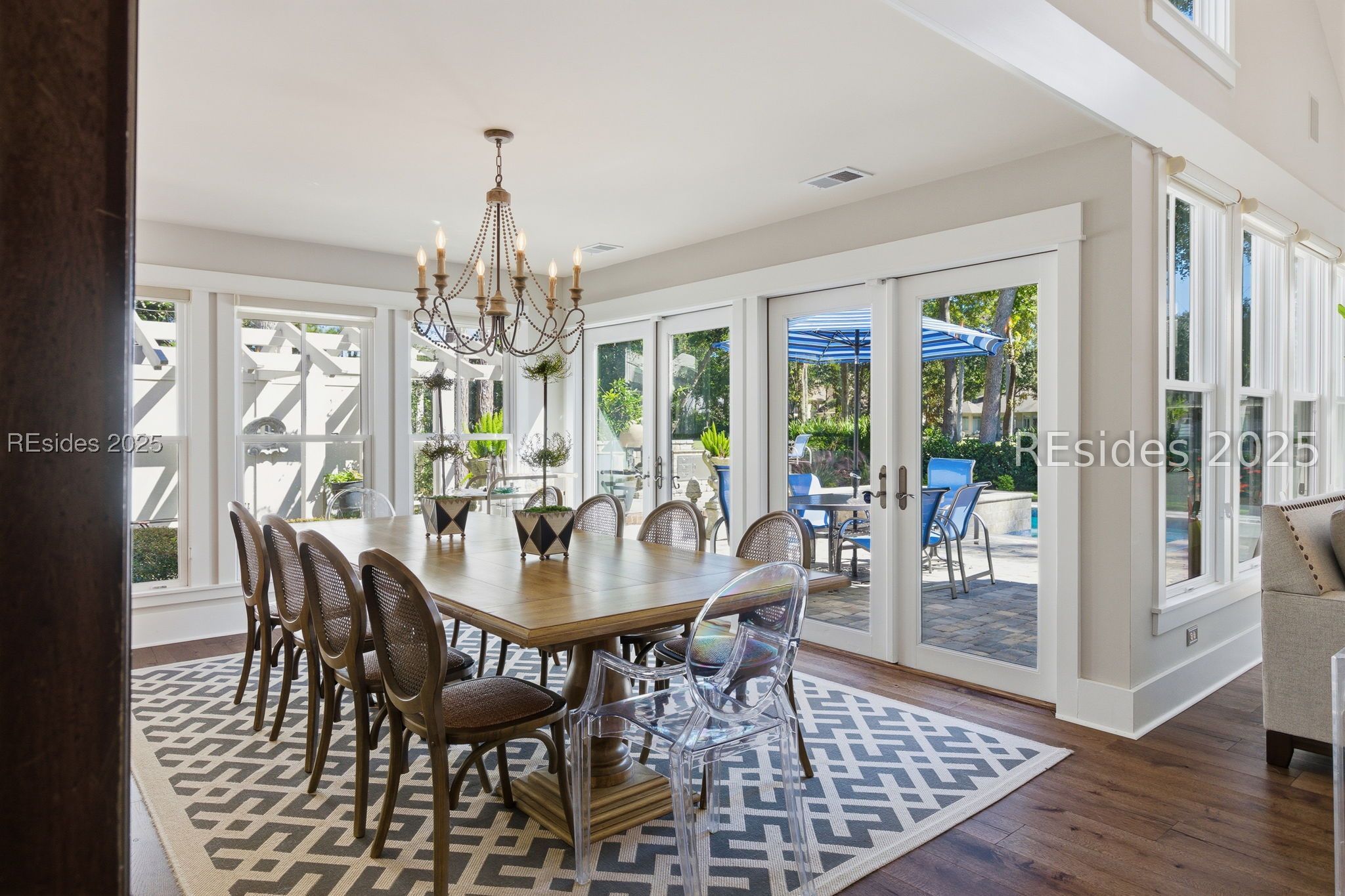 664 Colonial Drive