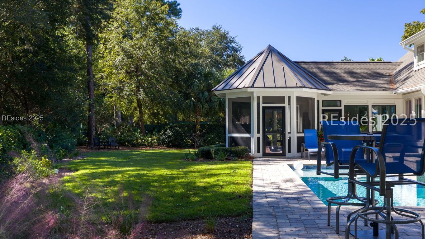 664 Colonial Drive