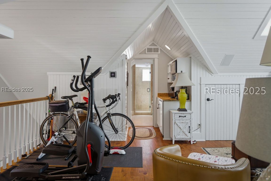 664 Colonial Drive