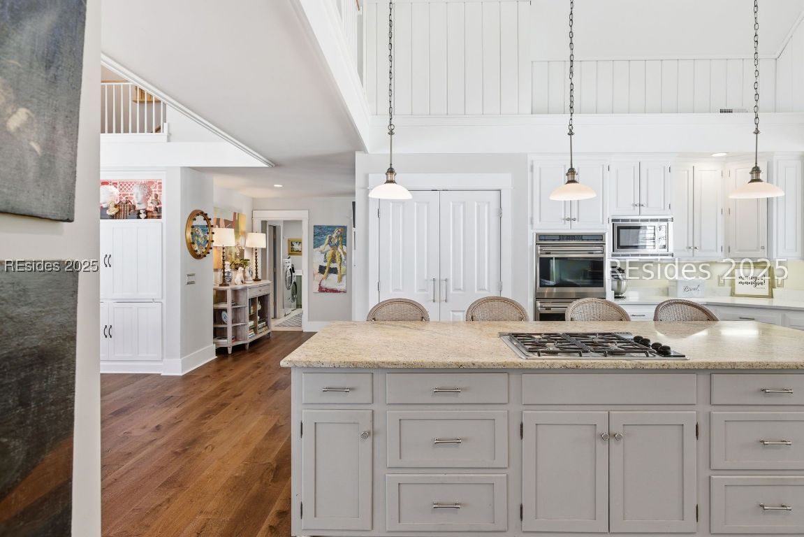 664 Colonial Drive