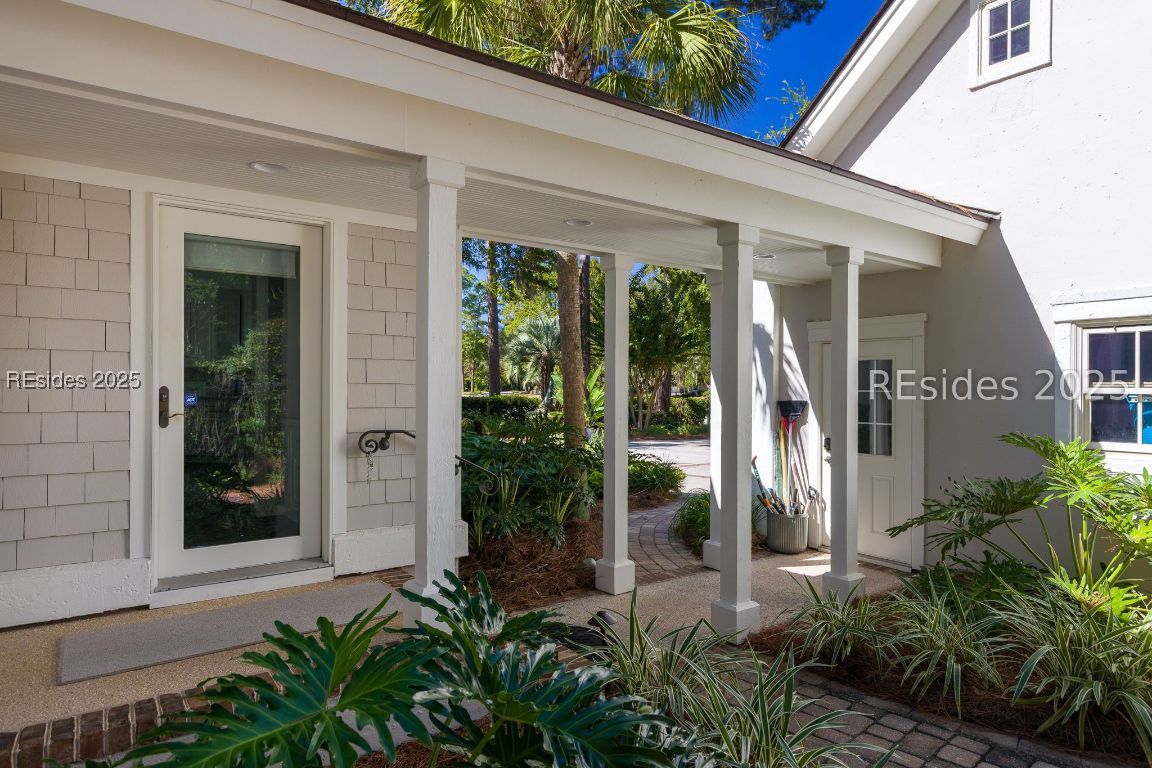 664 Colonial Drive