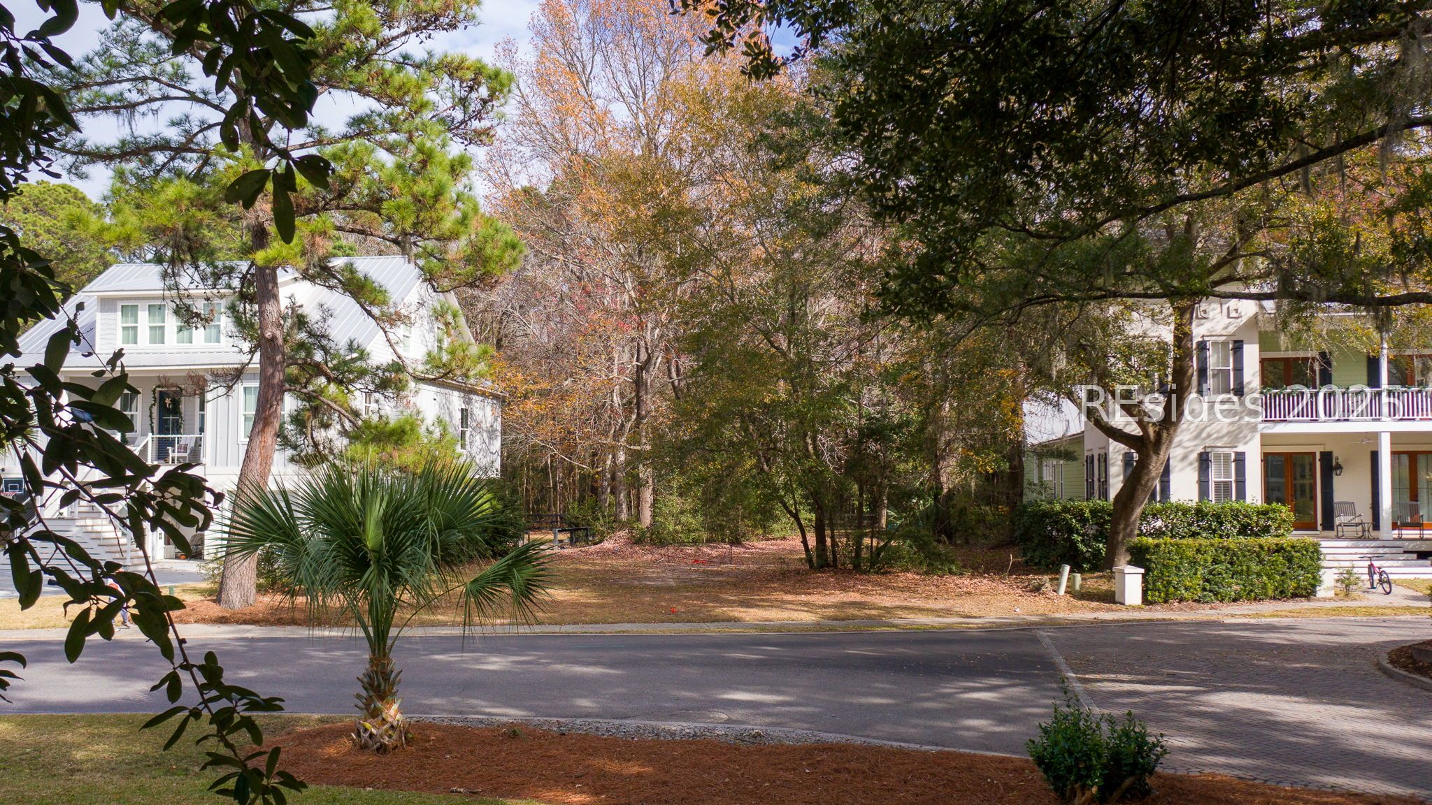 18 Paddocks Boulevard