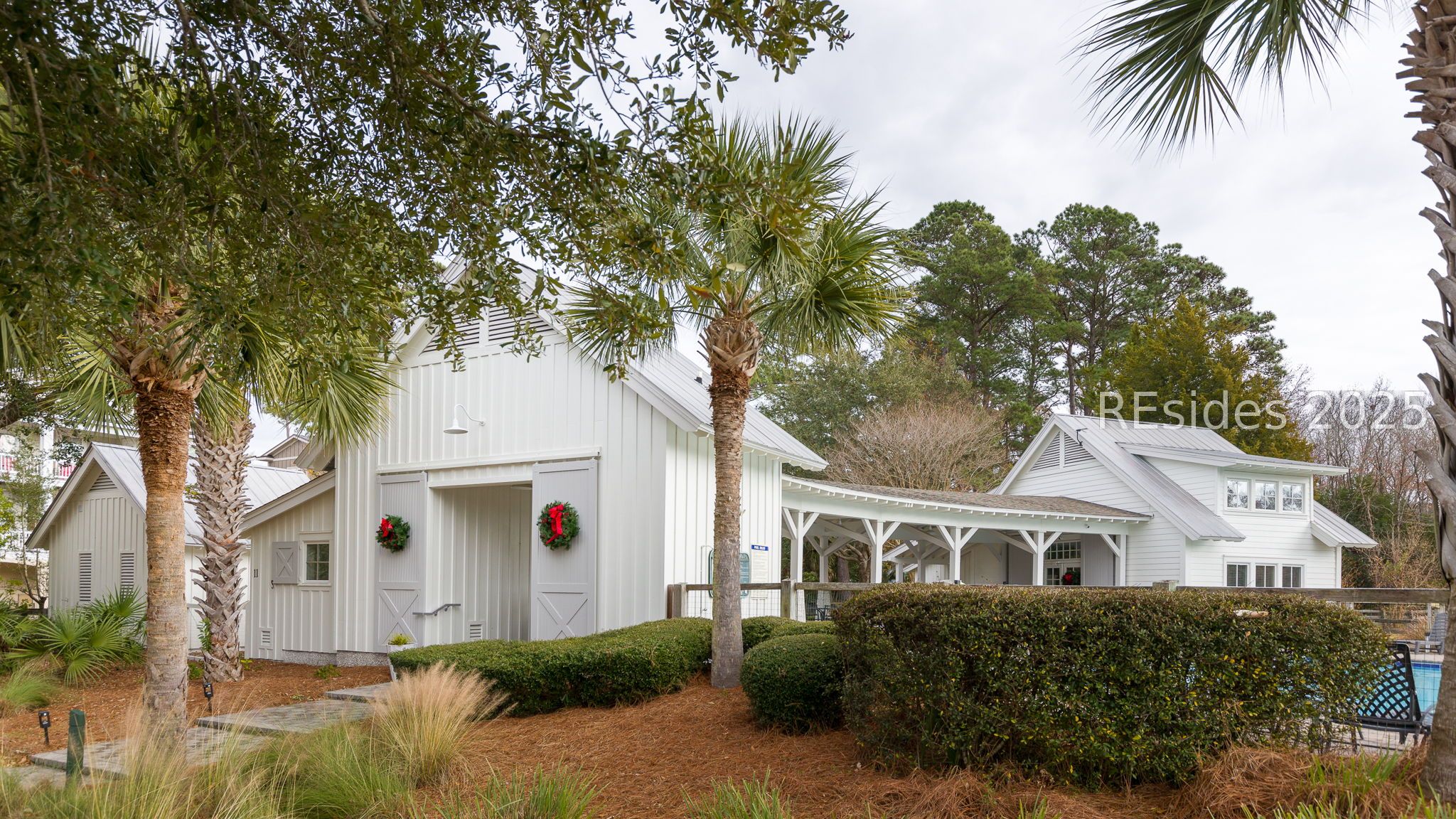 18 Paddocks Boulevard