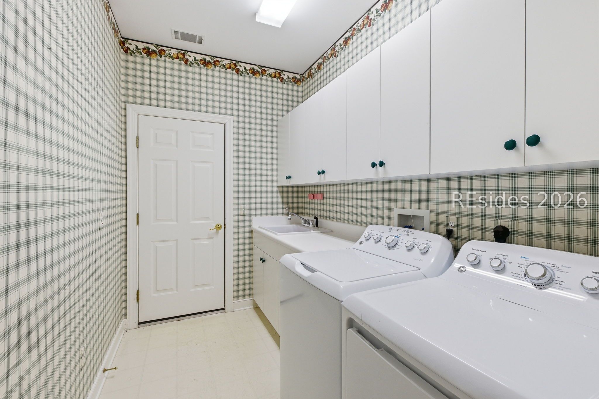 212 Fort Howell Drive