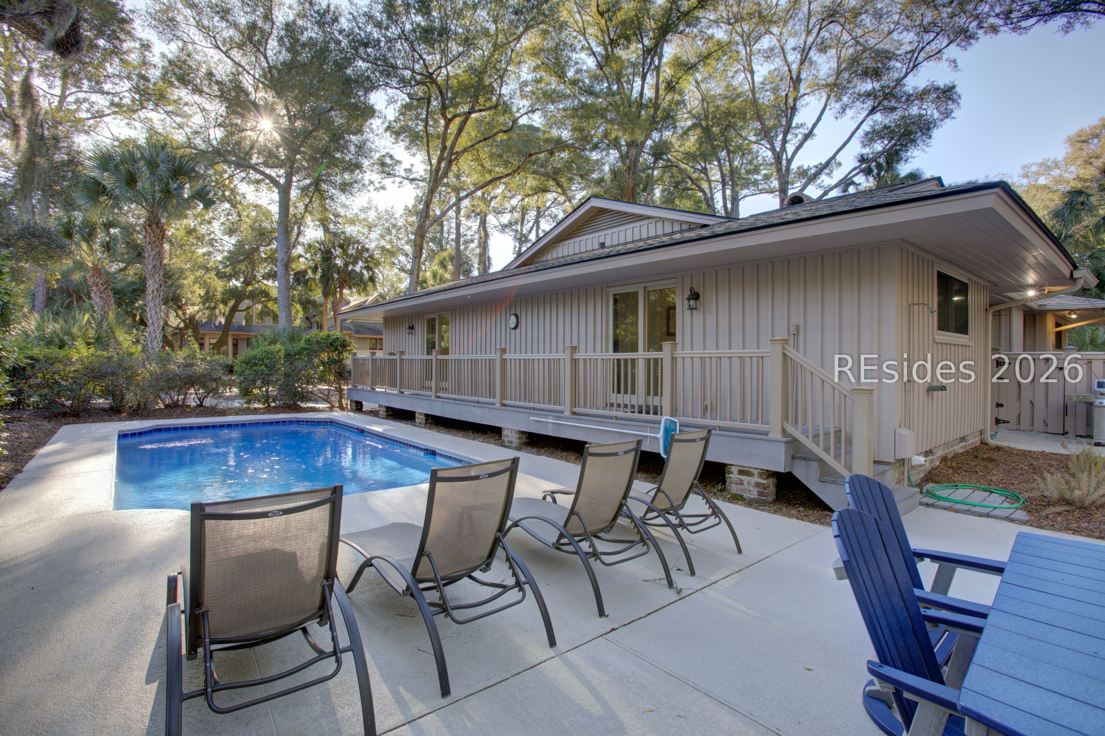 16 Baynard Cove Road