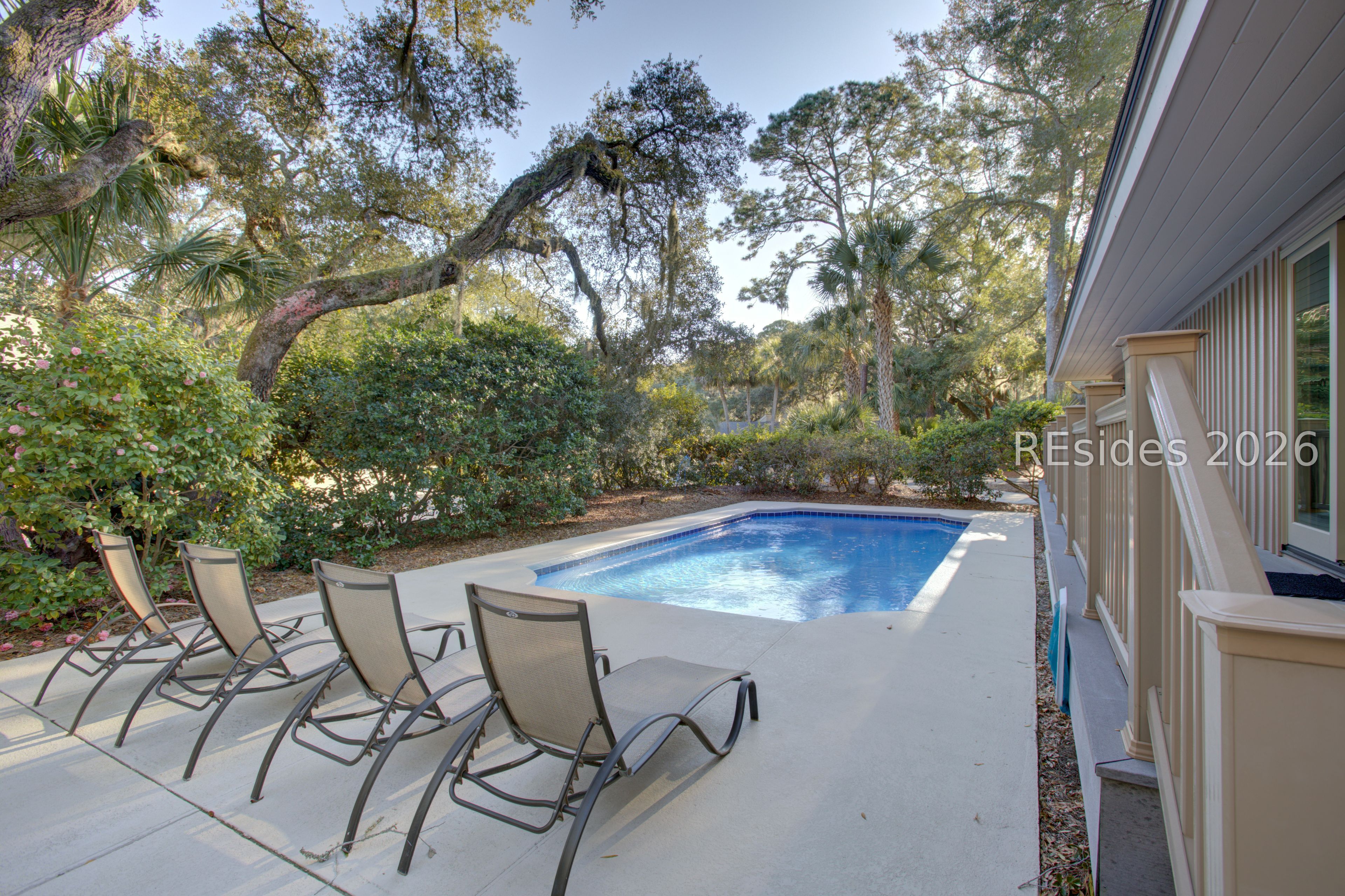 16 Baynard Cove Road