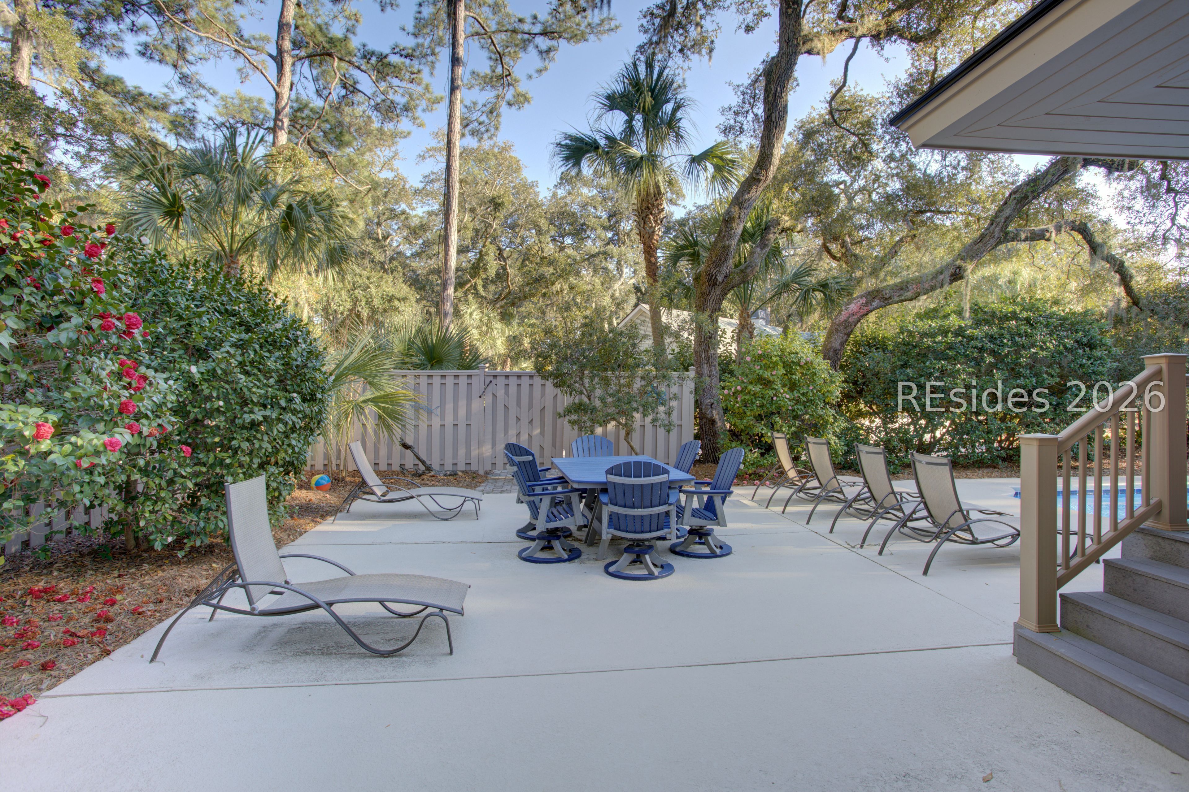 16 Baynard Cove Road