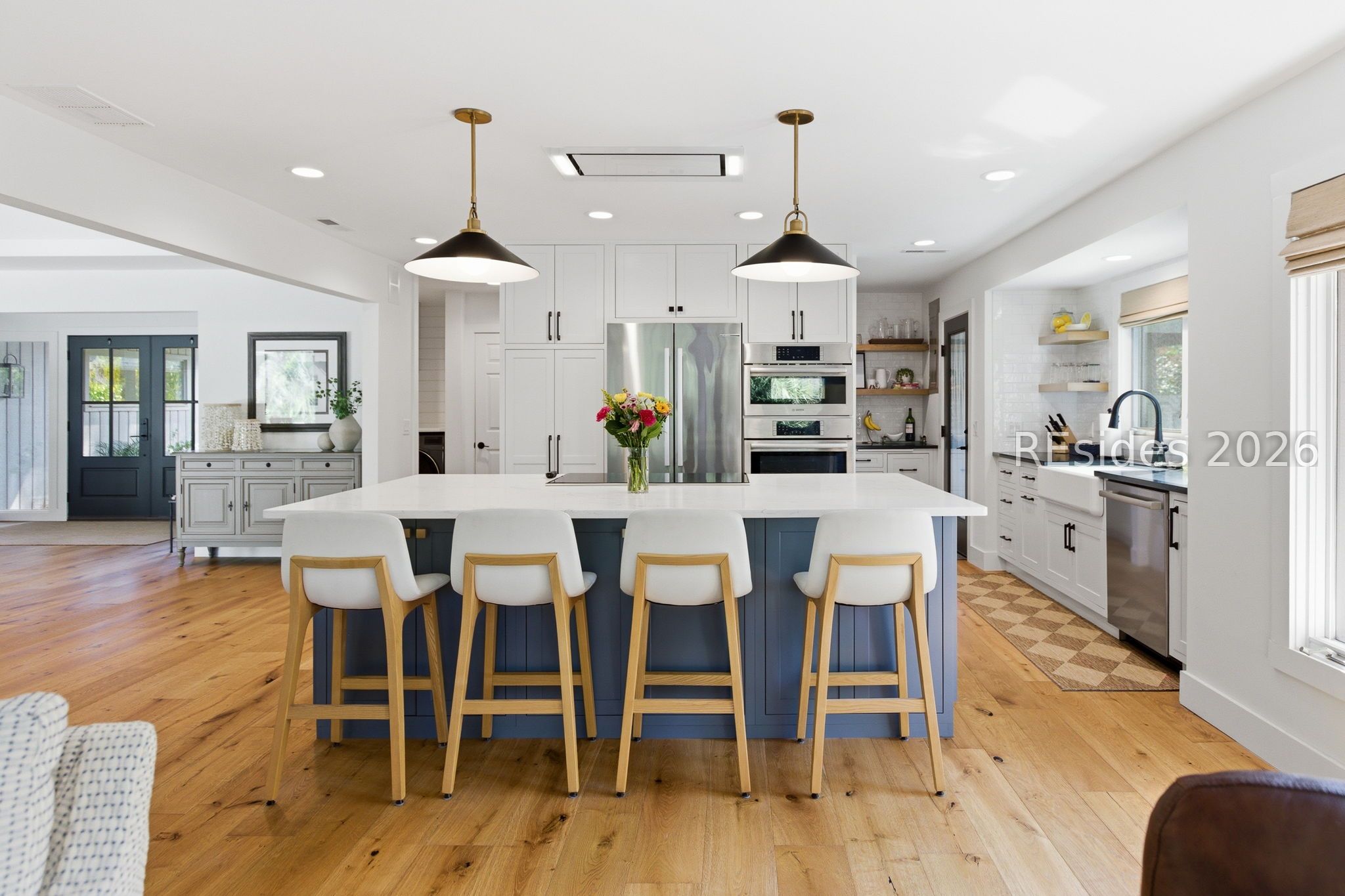 48 Club Course Drive