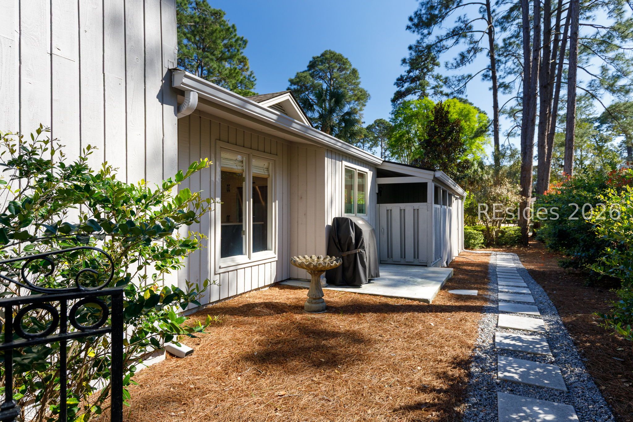 48 Club Course Drive