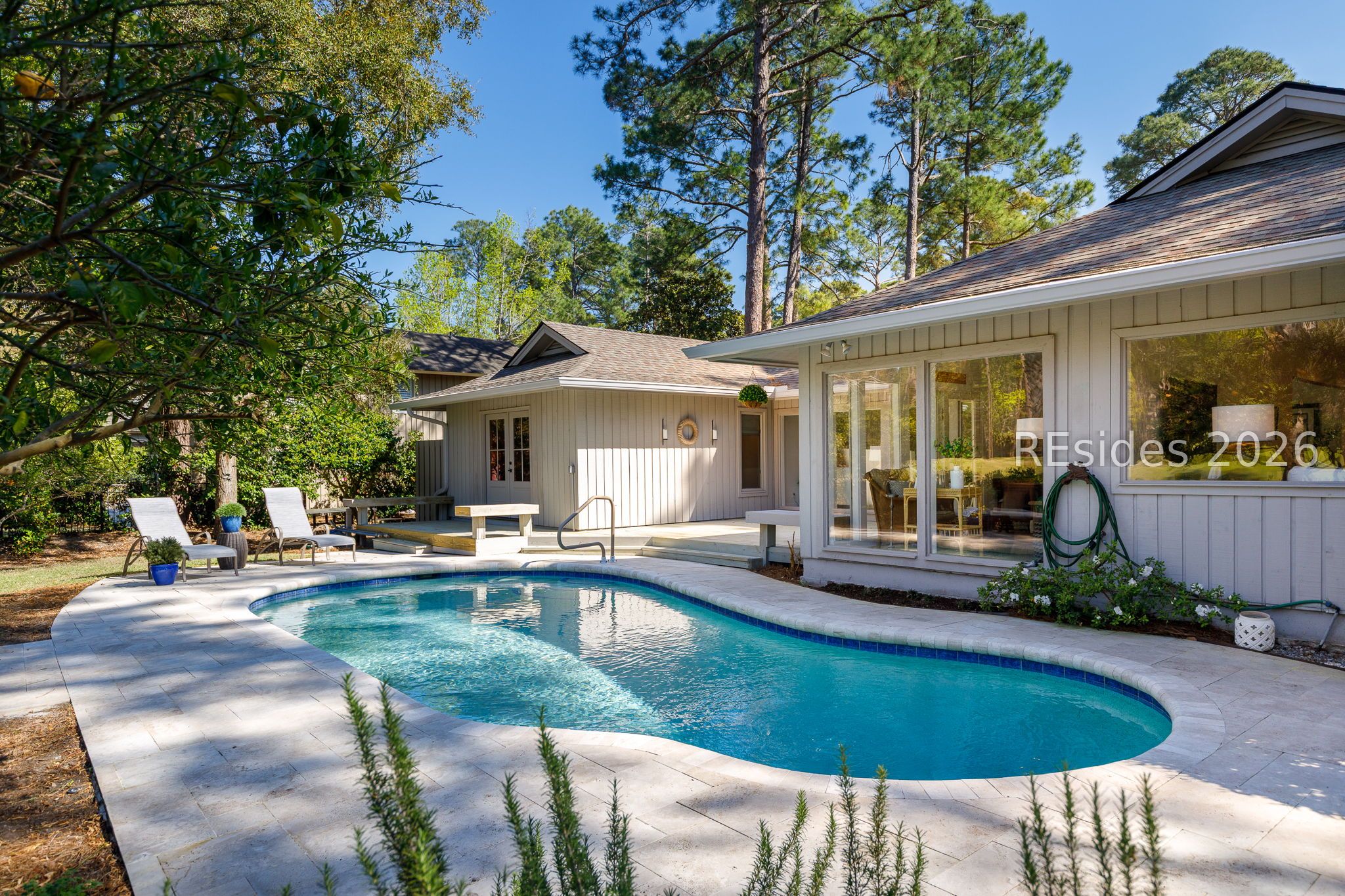 48 Club Course Drive