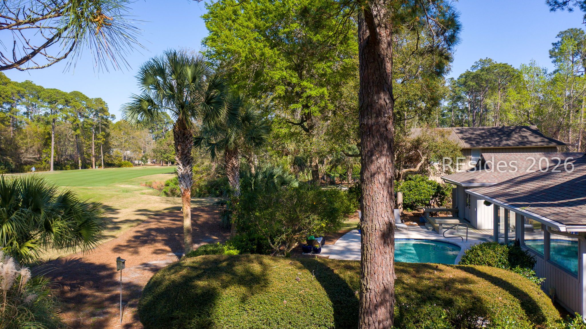 48 Club Course Drive