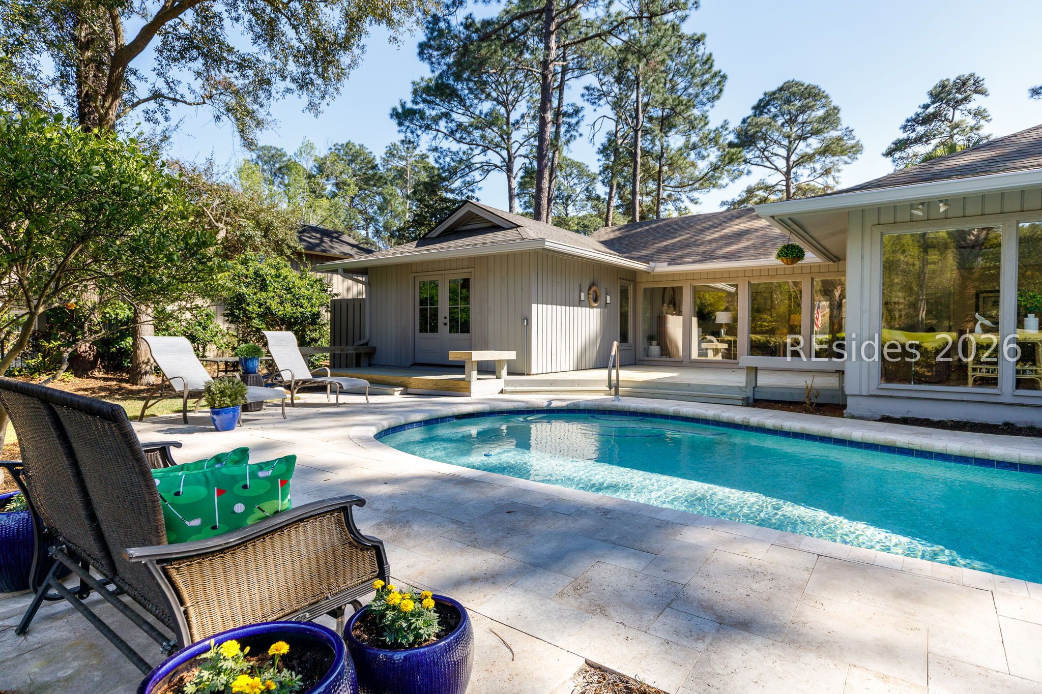 48 Club Course Drive