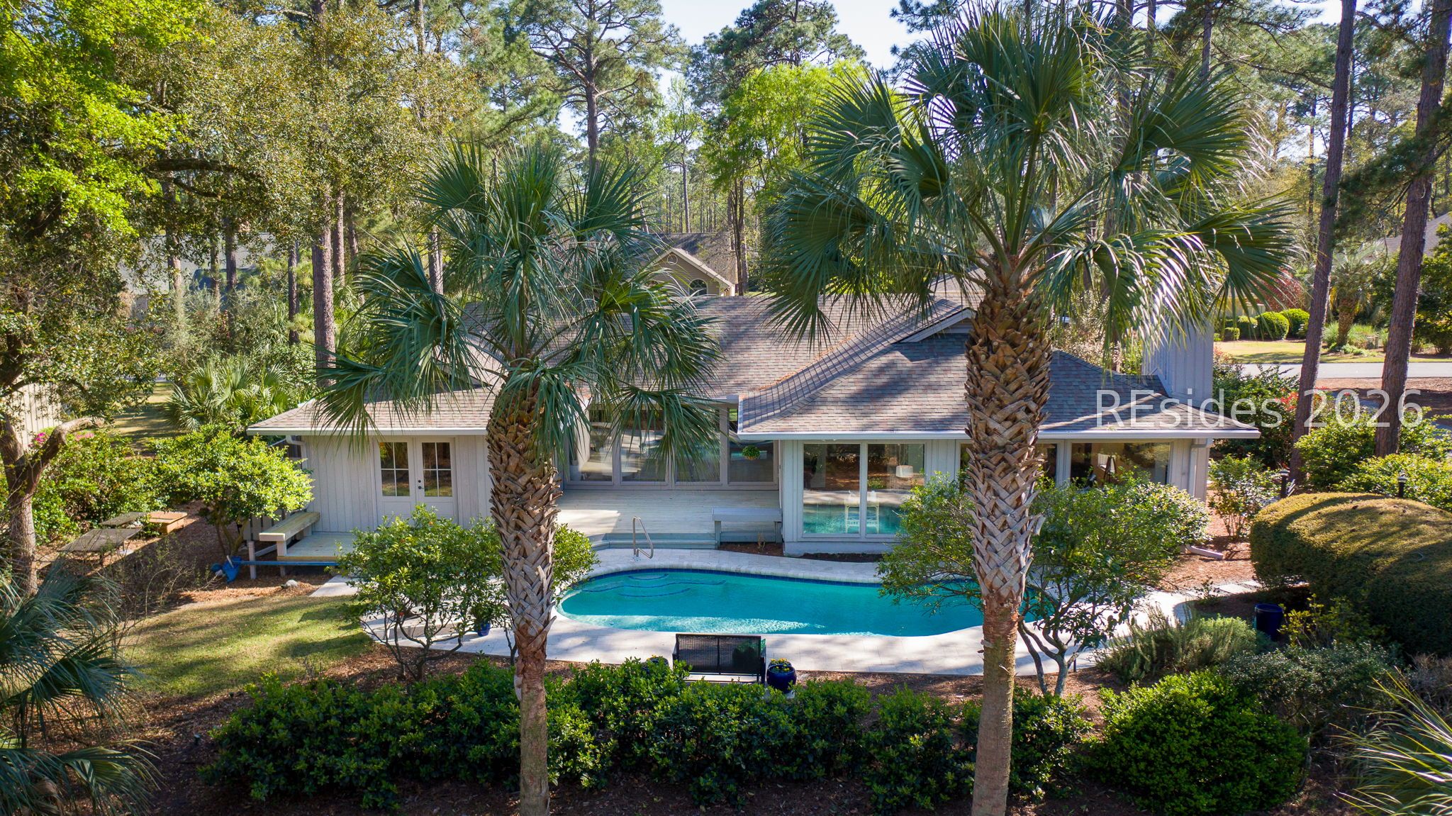 48 Club Course Drive