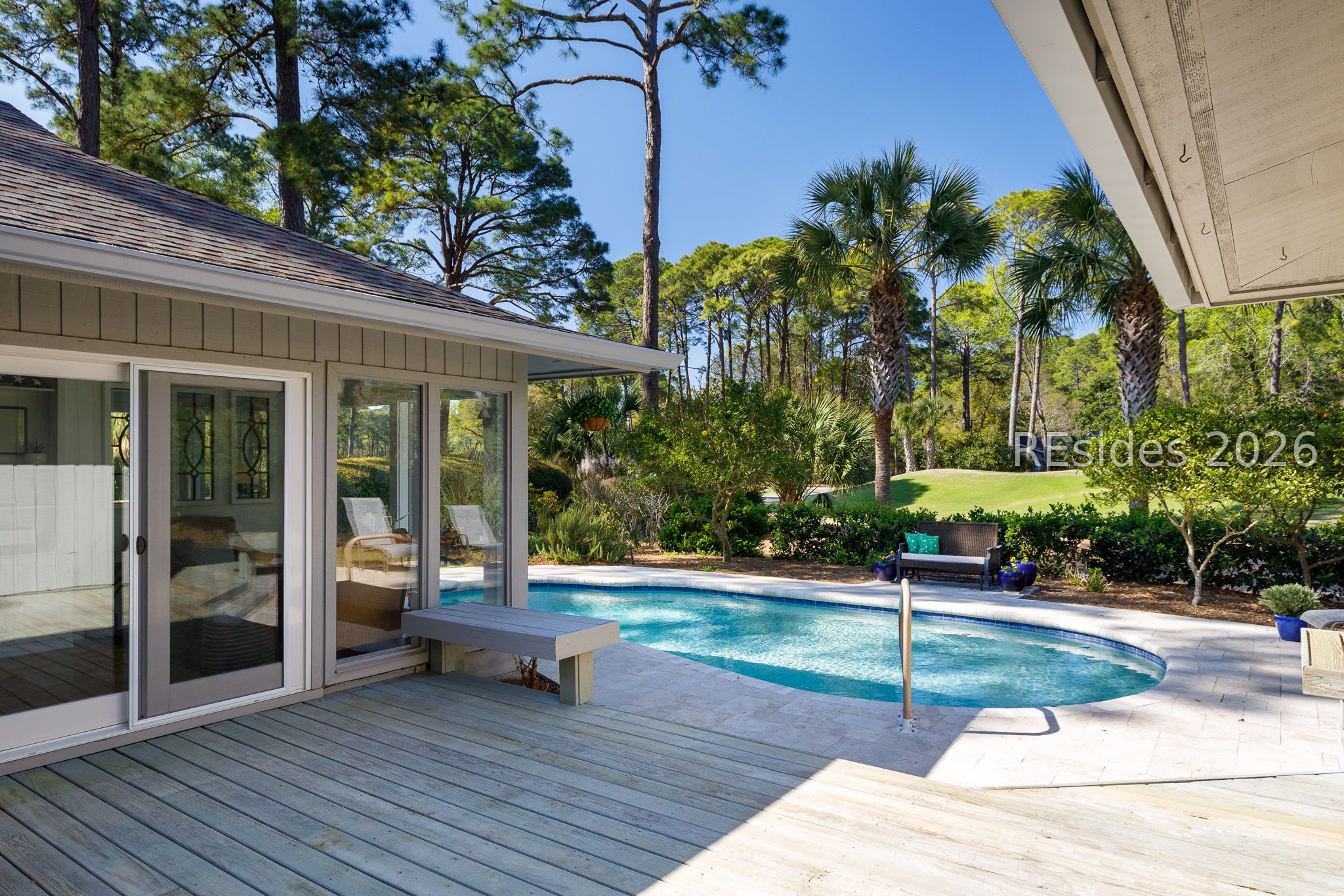 48 Club Course Drive