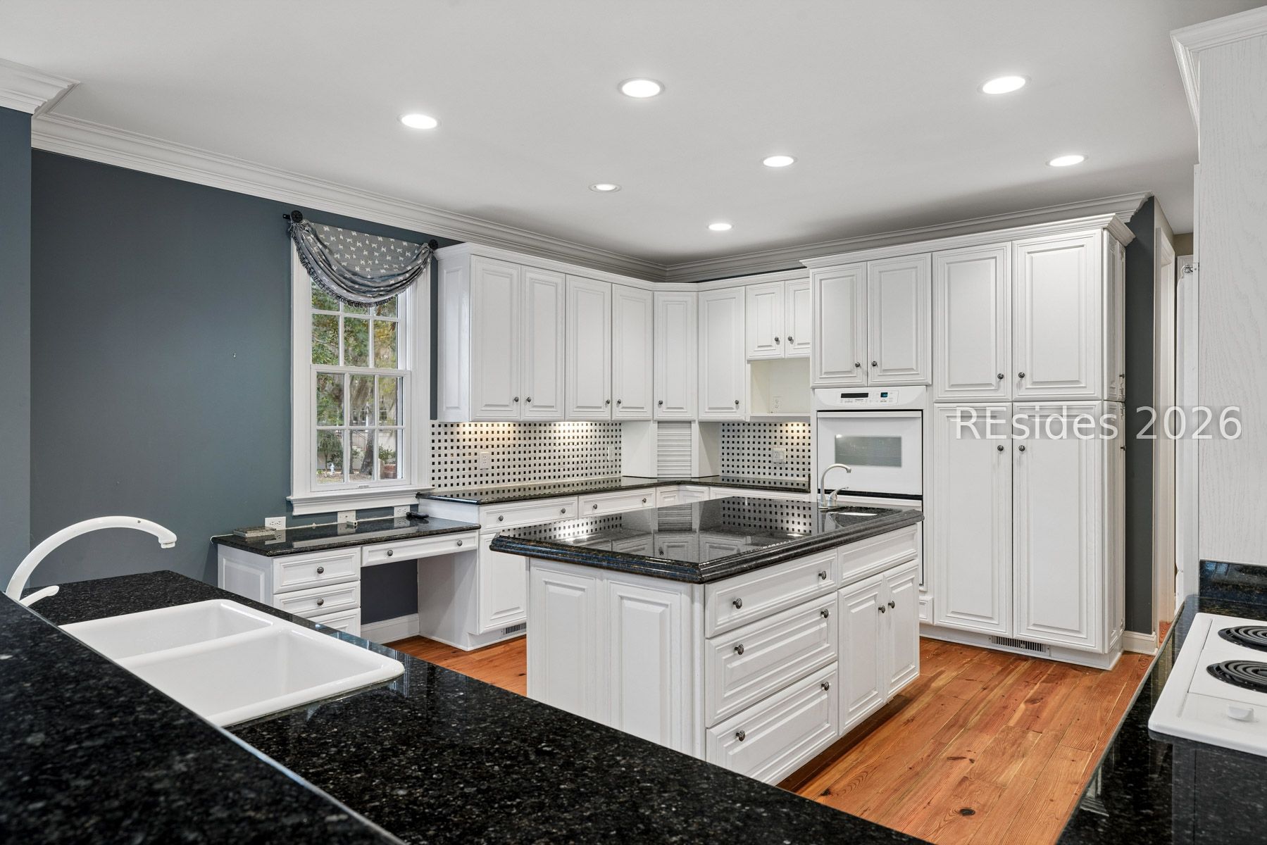 11 Retreat Drive