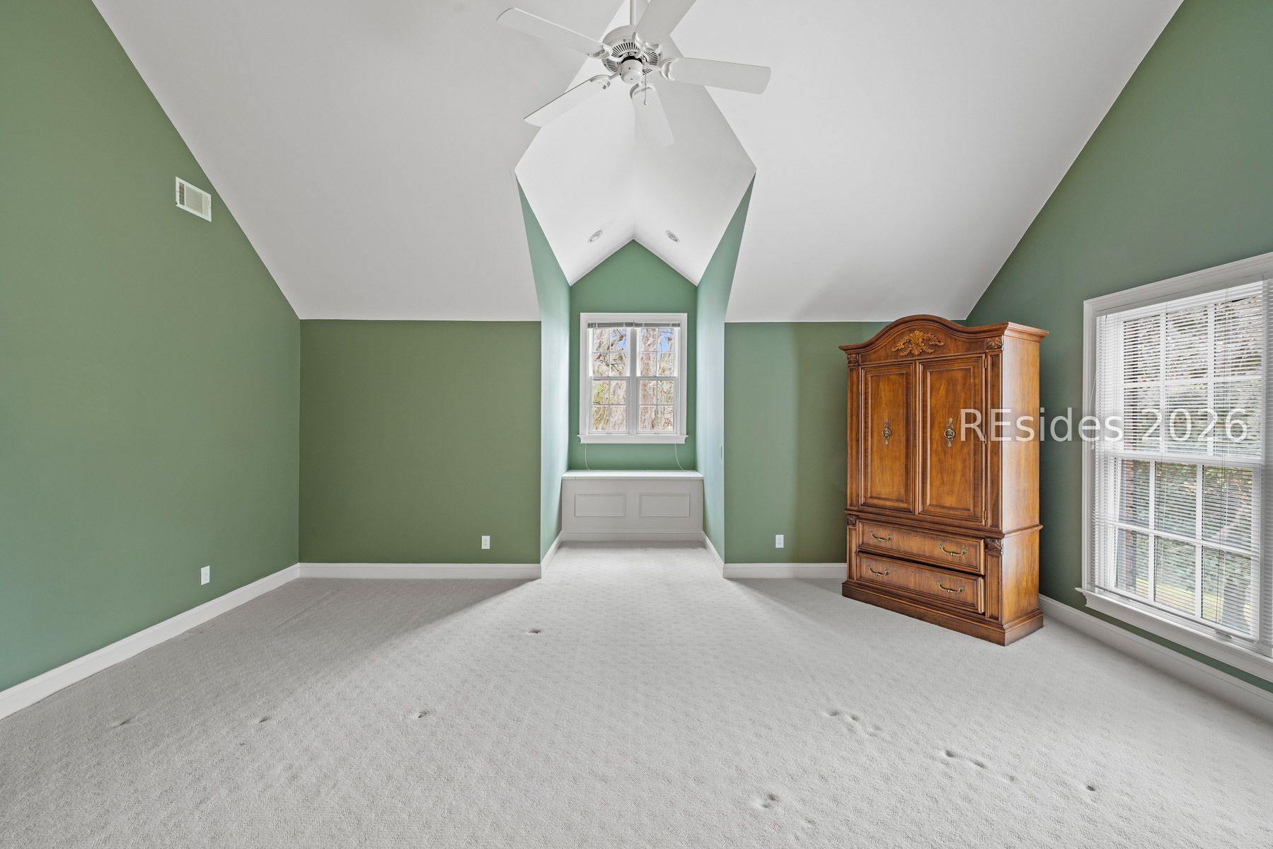 11 Retreat Drive