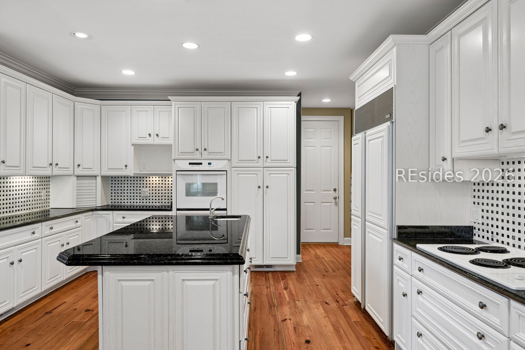 11 Retreat Drive