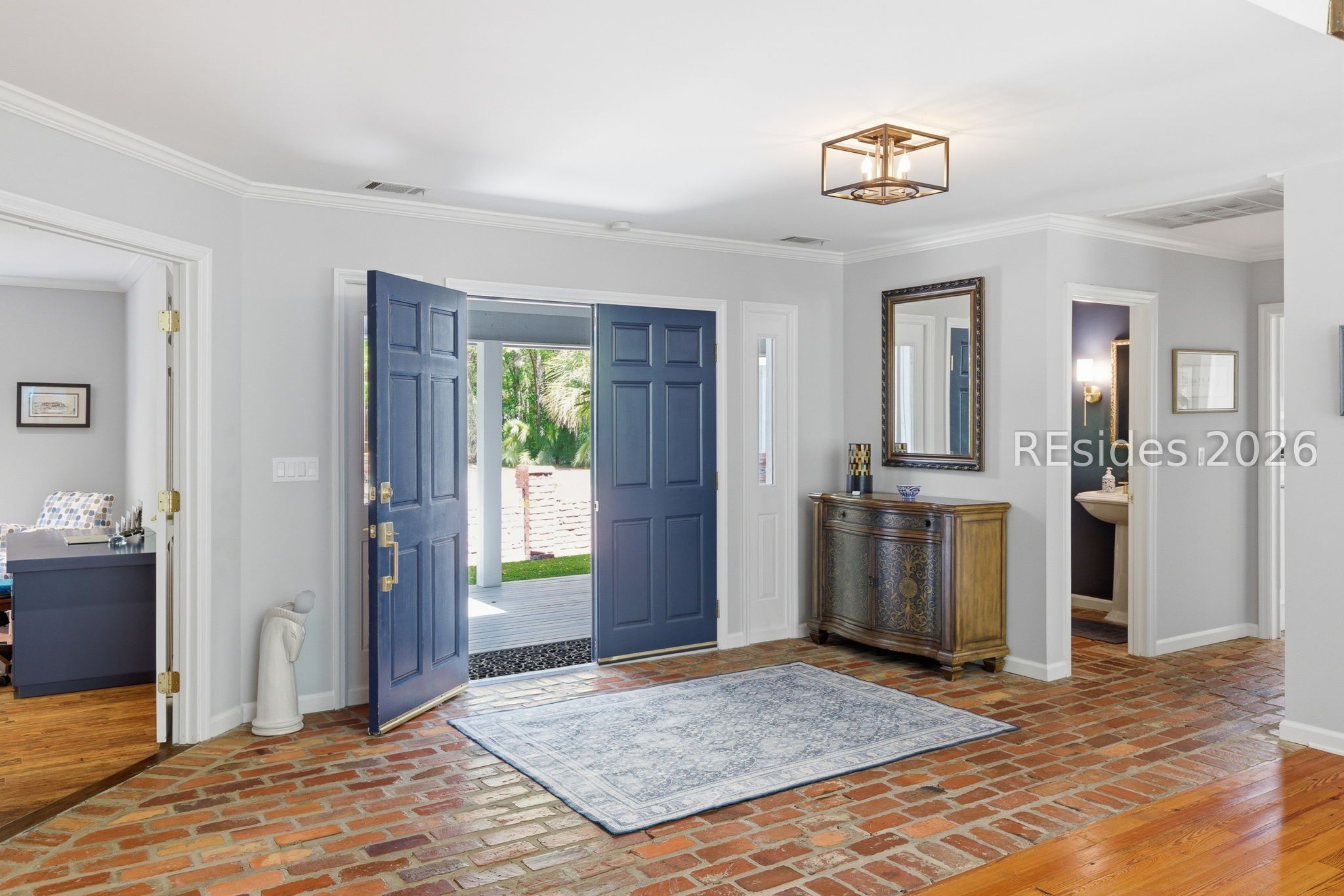 49 Hickory Forest Drive