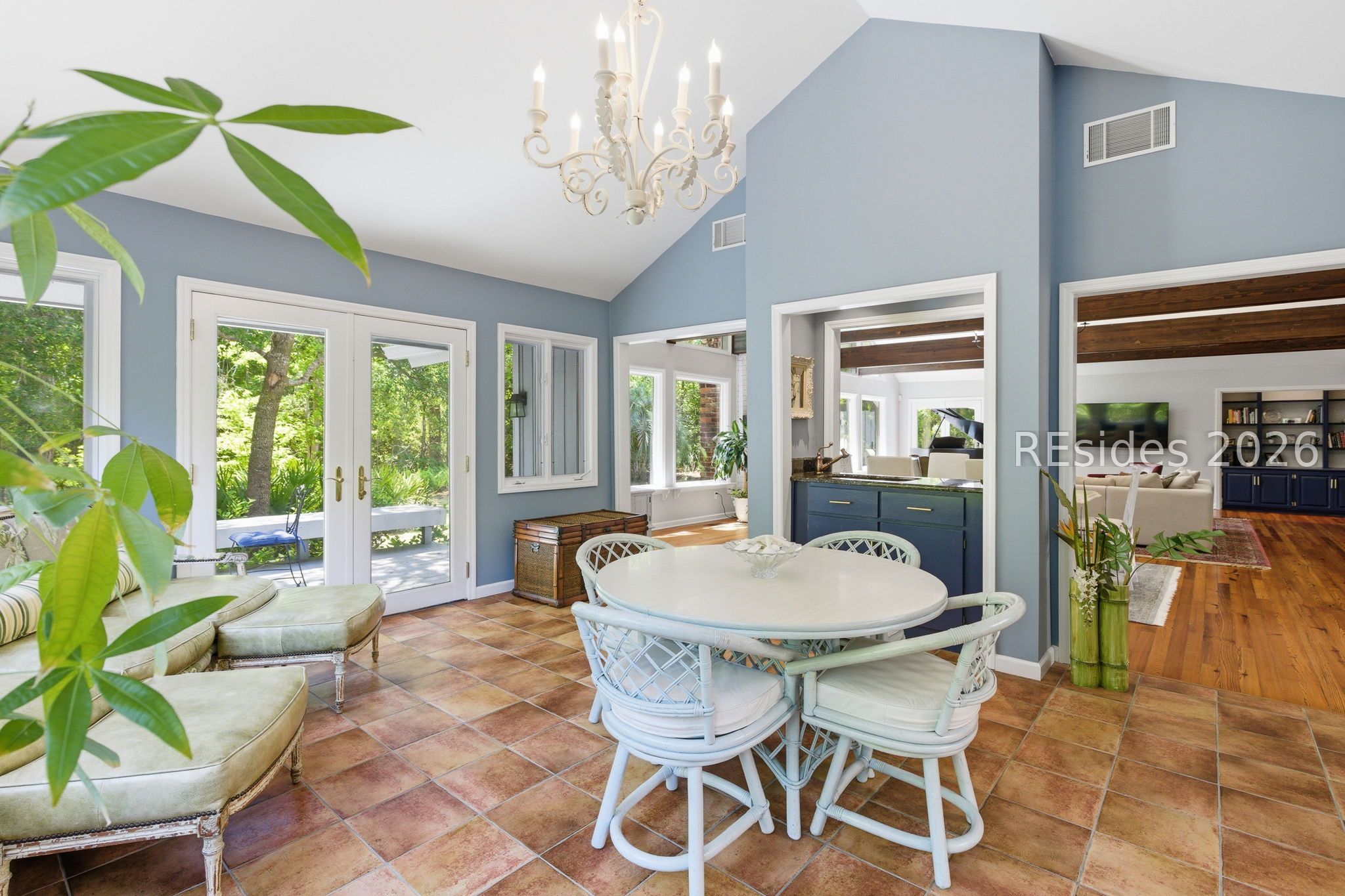 49 Hickory Forest Drive