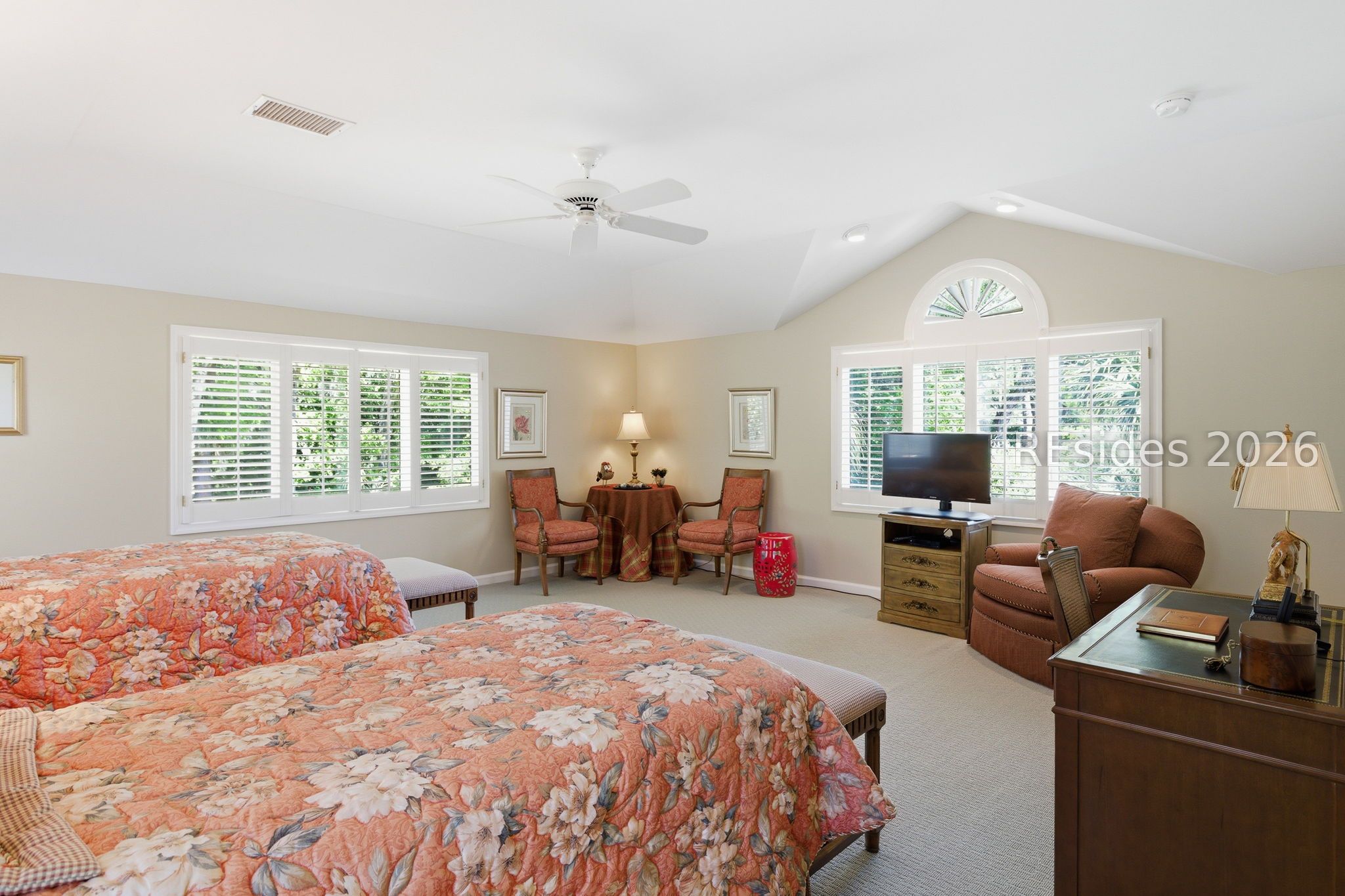 5 Palmetto Place