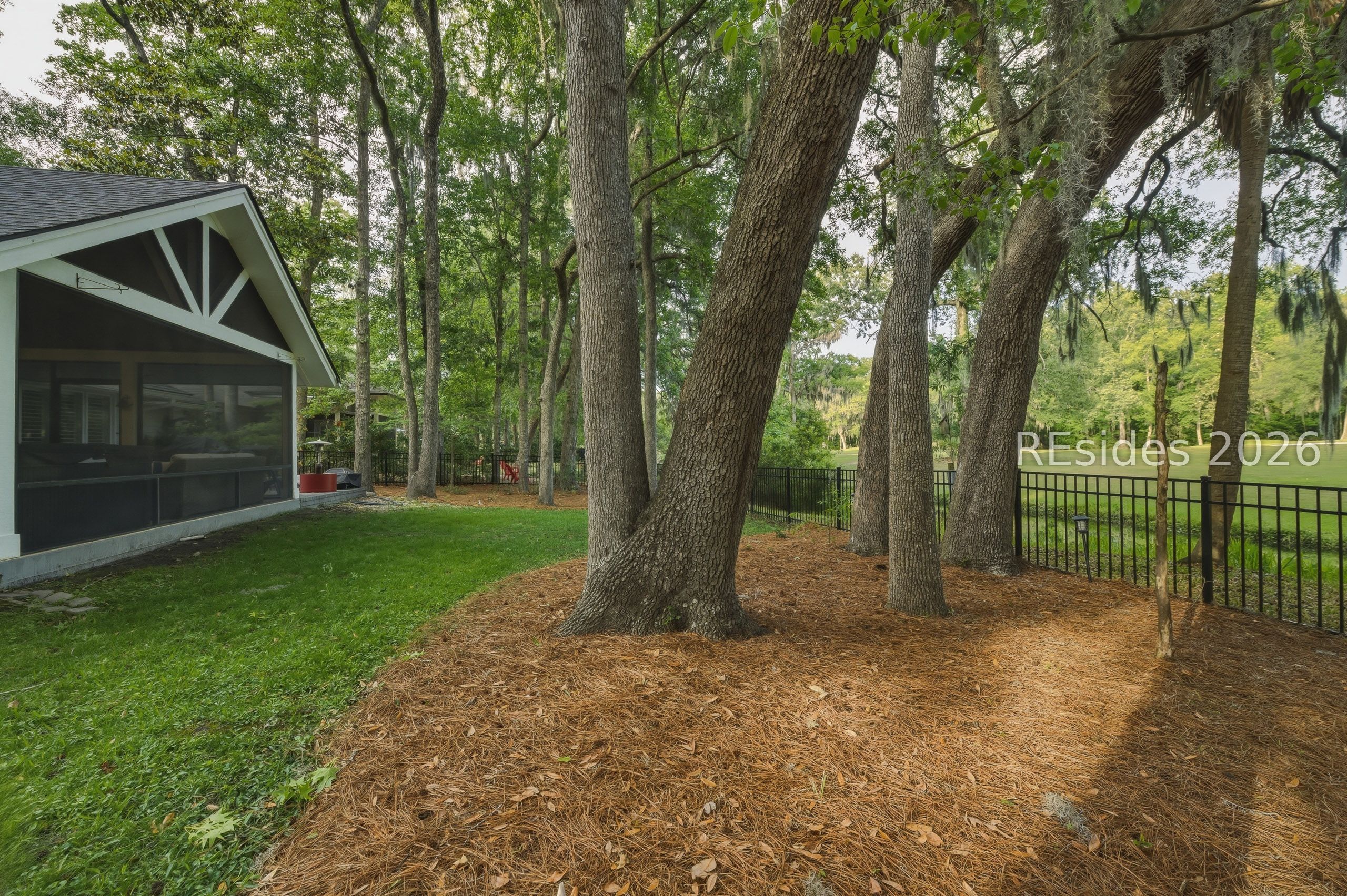 4 Wood Eden Lane