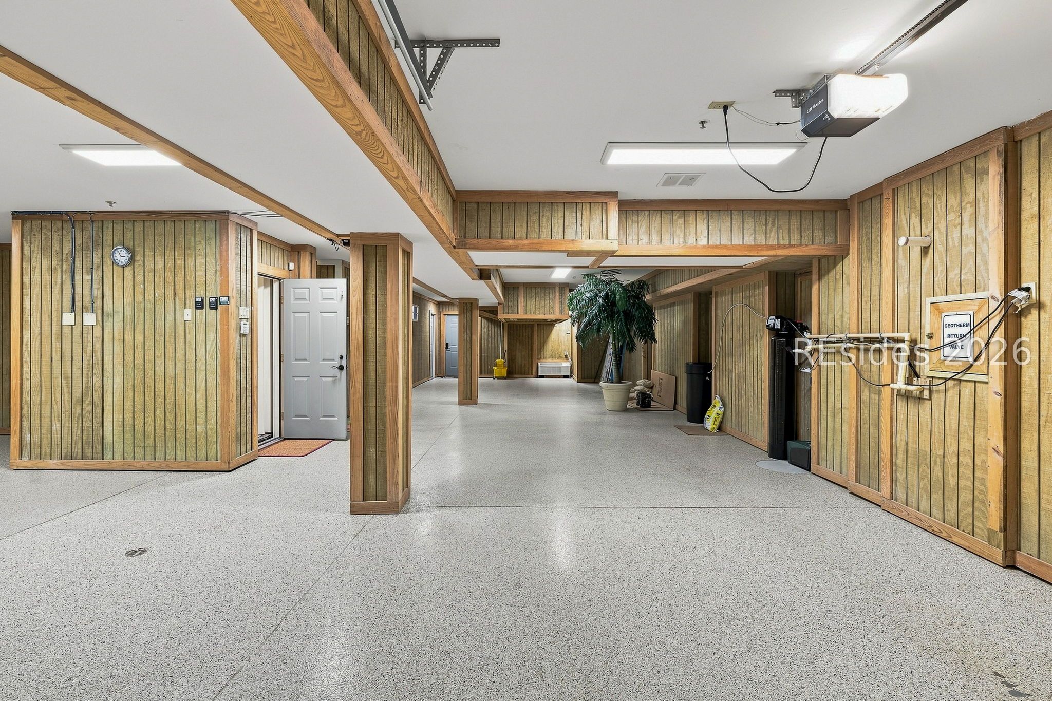 136 S Shore Drive