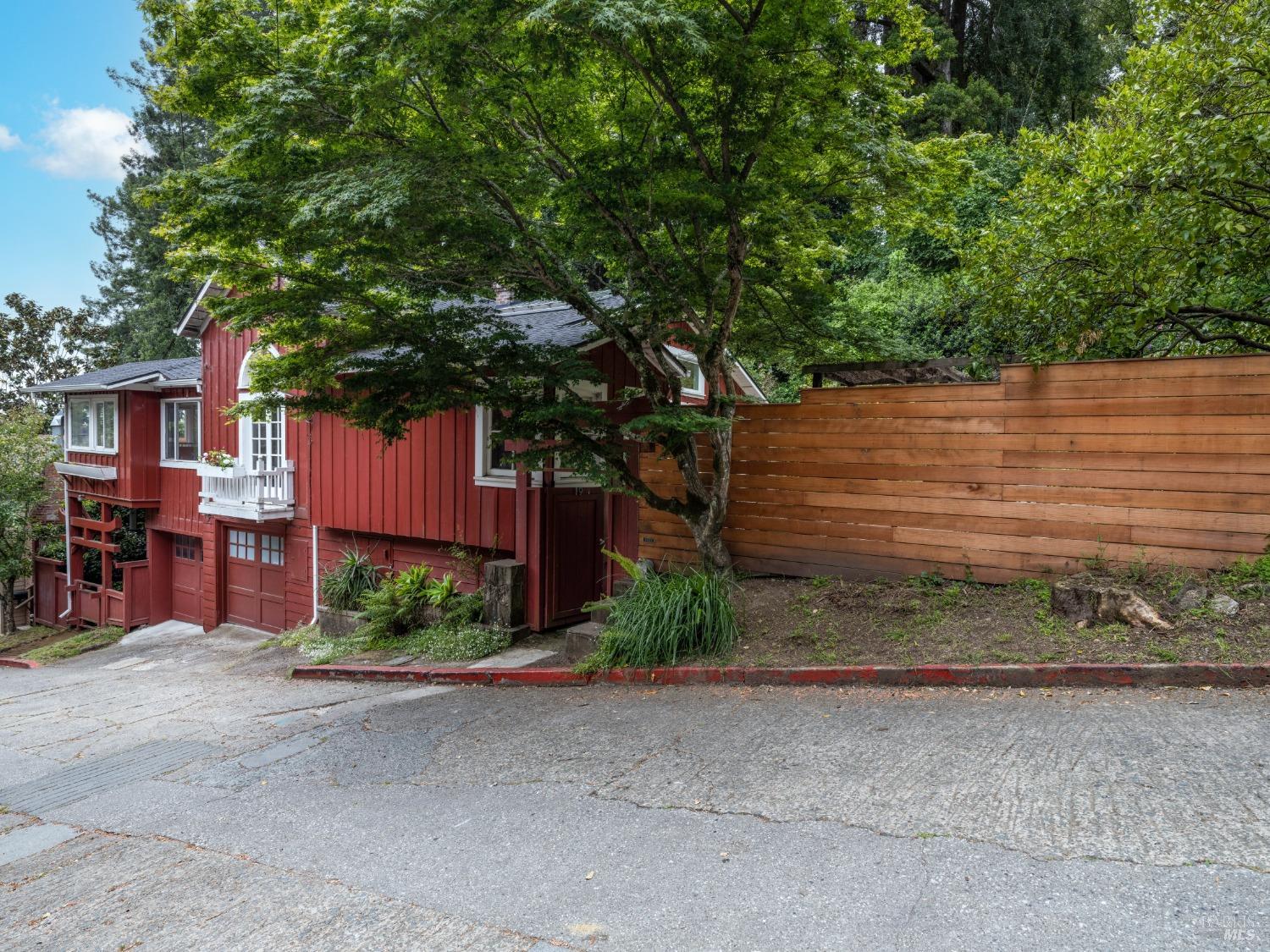 19 Lower Alcatraz Pl