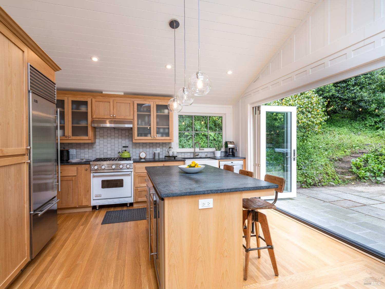 19 Lower Alcatraz Pl