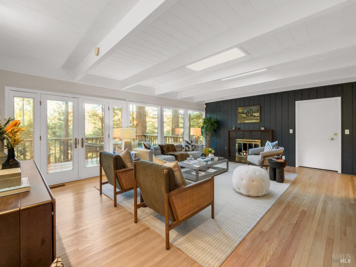 300 Hazel Avenue Mill Valley Ca 94941 326001592