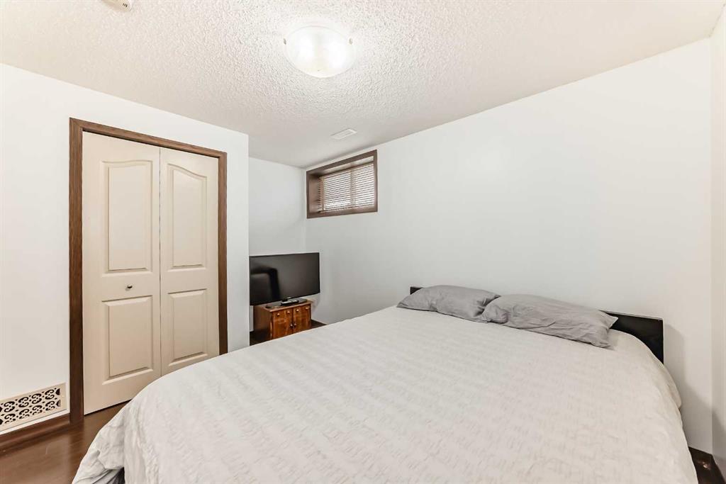 19 Bridlewood Road SW