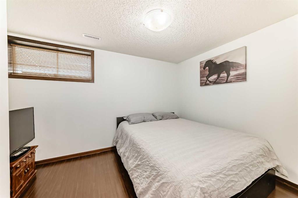 19 Bridlewood Road SW