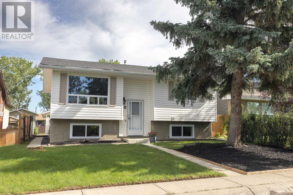 40 Aspen Crescent SE