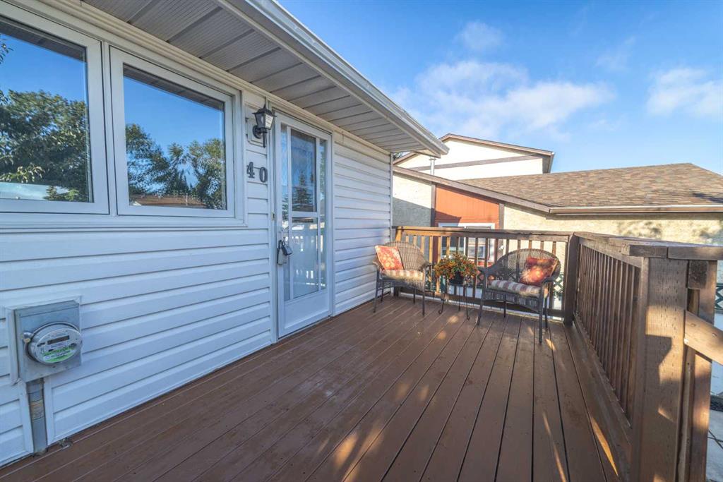 40 Aspen Crescent SE