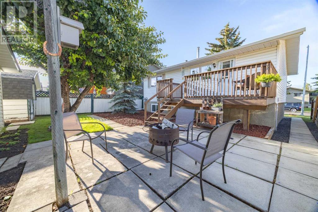 40 Aspen Crescent SE