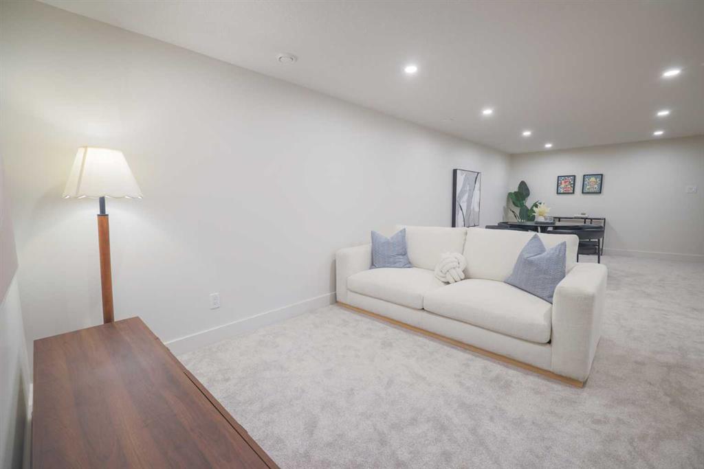 15 Hoover Place SW