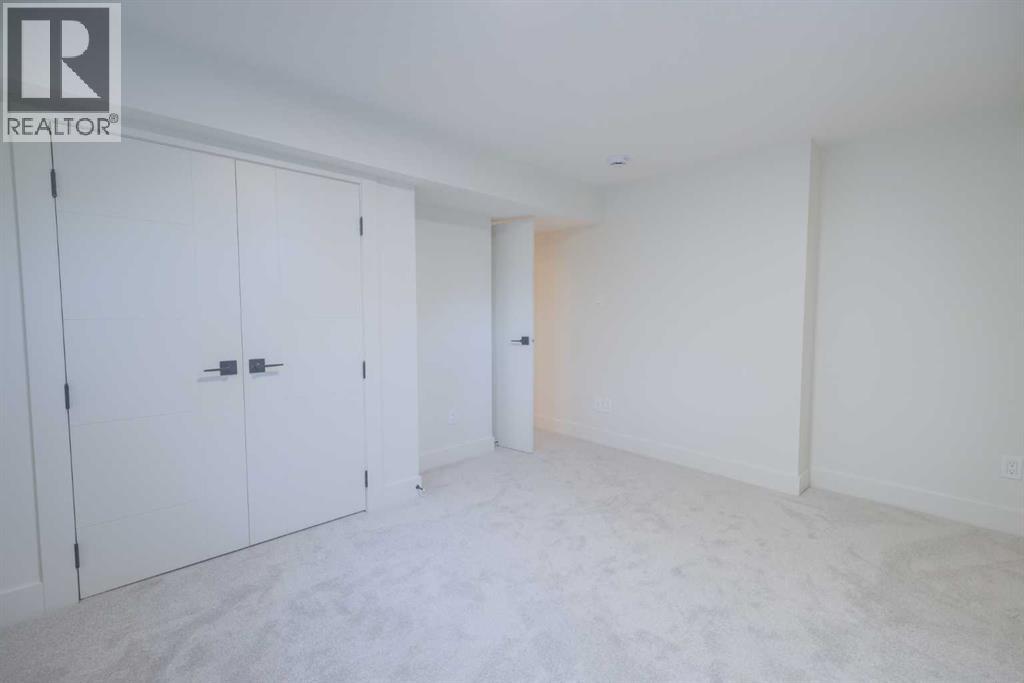 15 Hoover Place SW