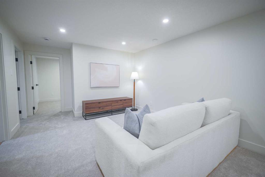 15 Hoover Place SW