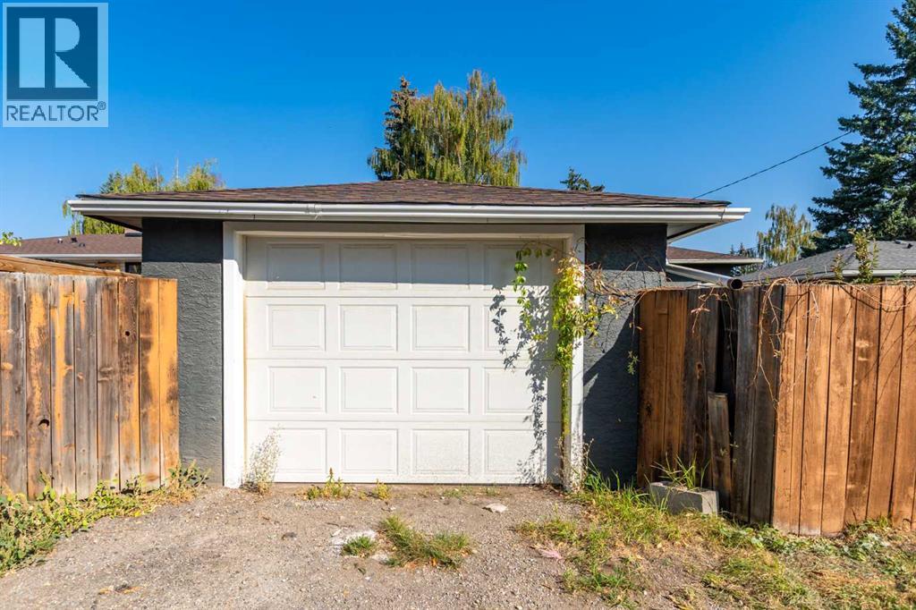 15 Hoover Place SW