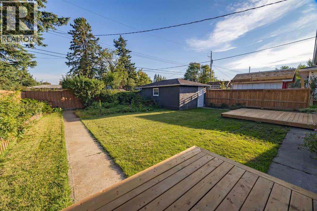 15 Hoover Place SW