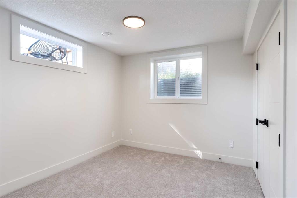 15 Hoover Place SW