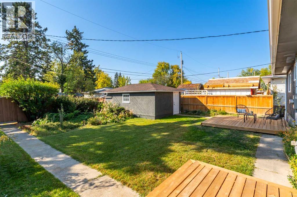15 Hoover Place SW