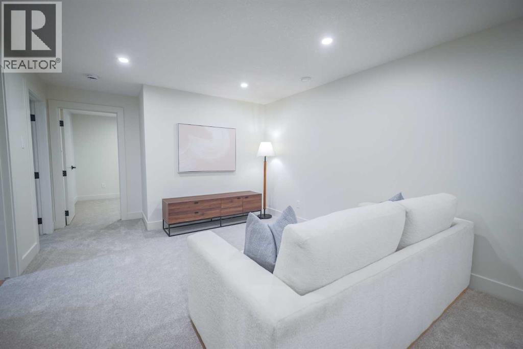 15 Hoover Place SW