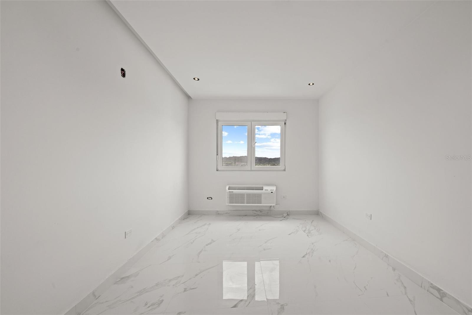 1010 CALLE ORQUID #1106