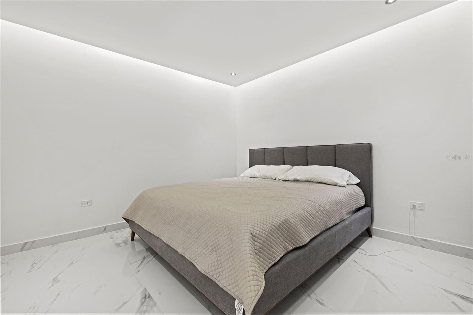 1010 CALLE ORQUID #1106