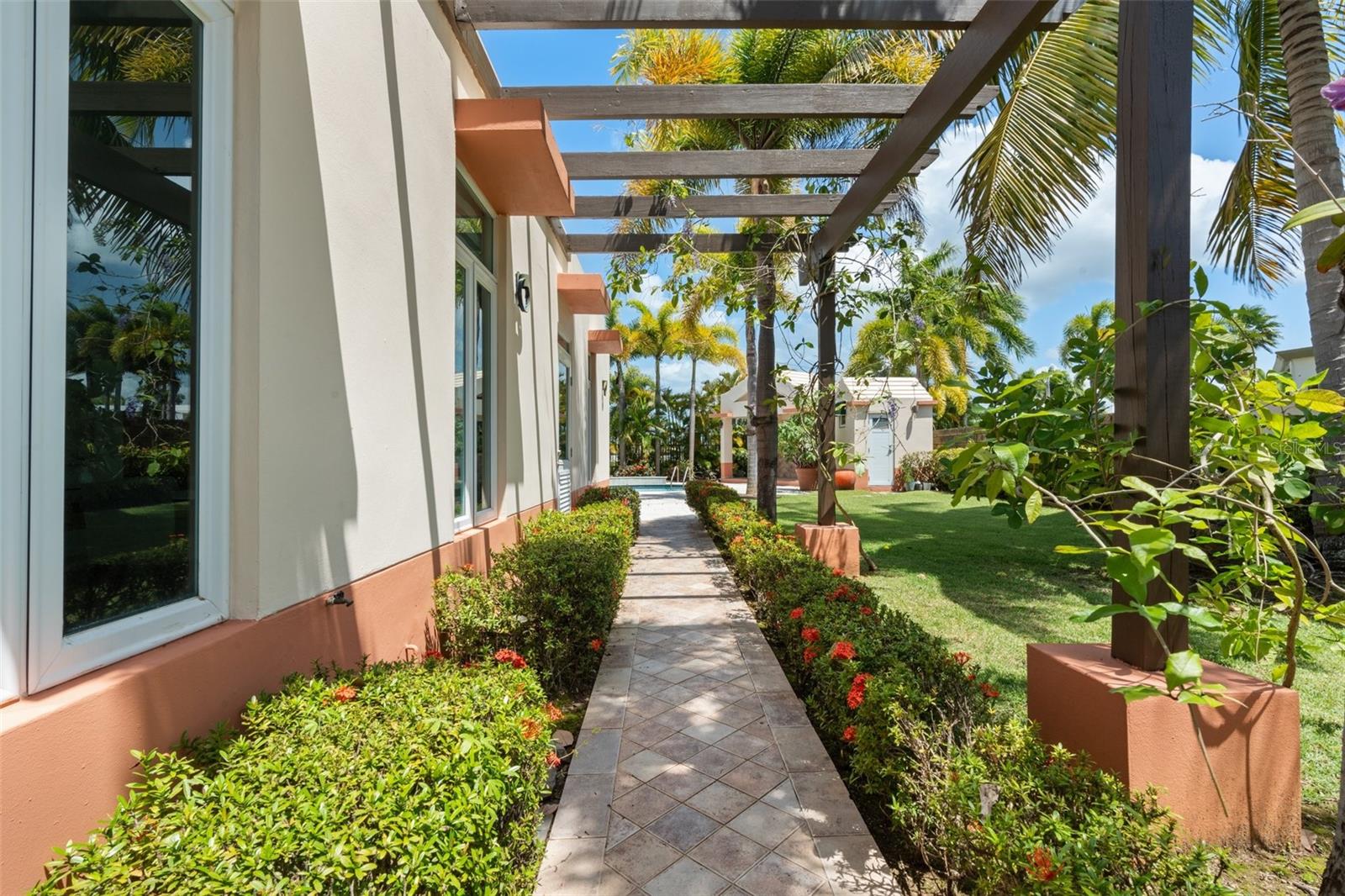 5 PASEO LAS PALMAS