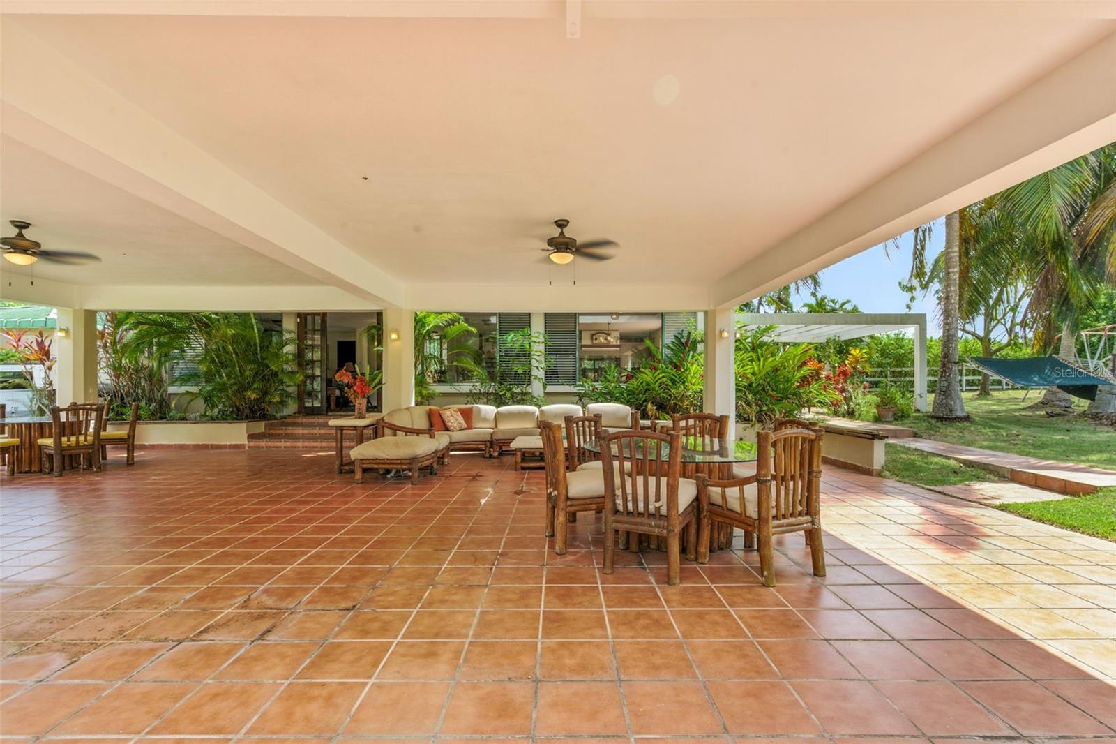 6 HACIENDA MARGARITA