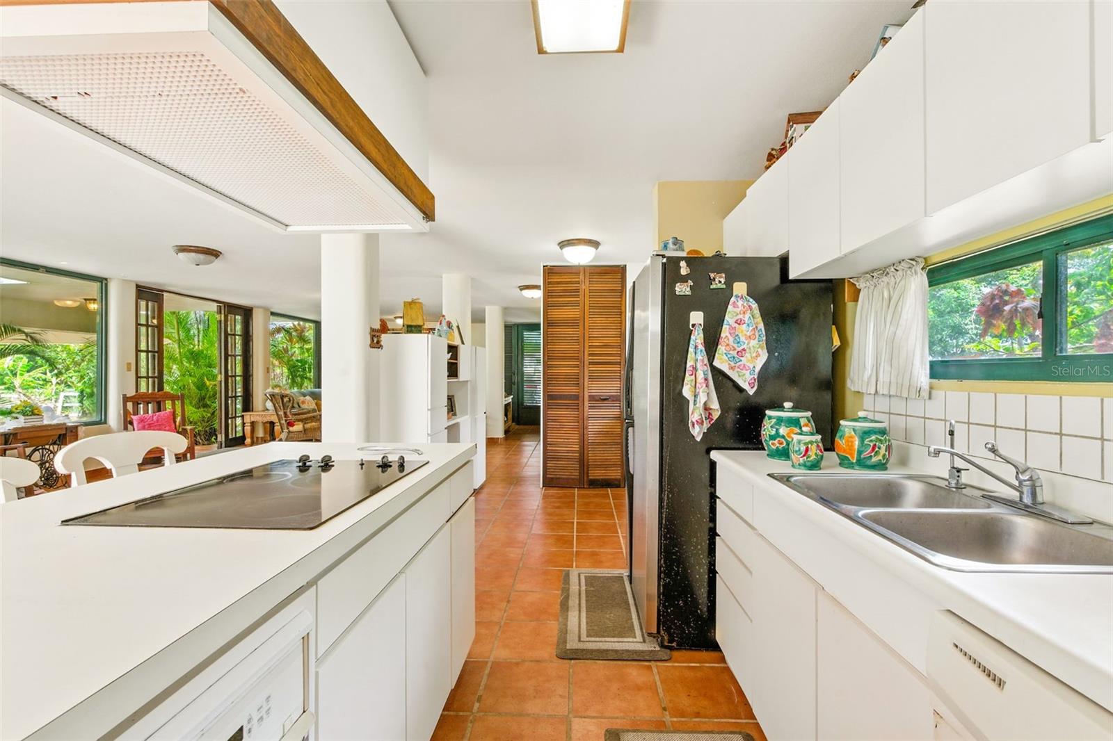 6 HACIENDA MARGARITA