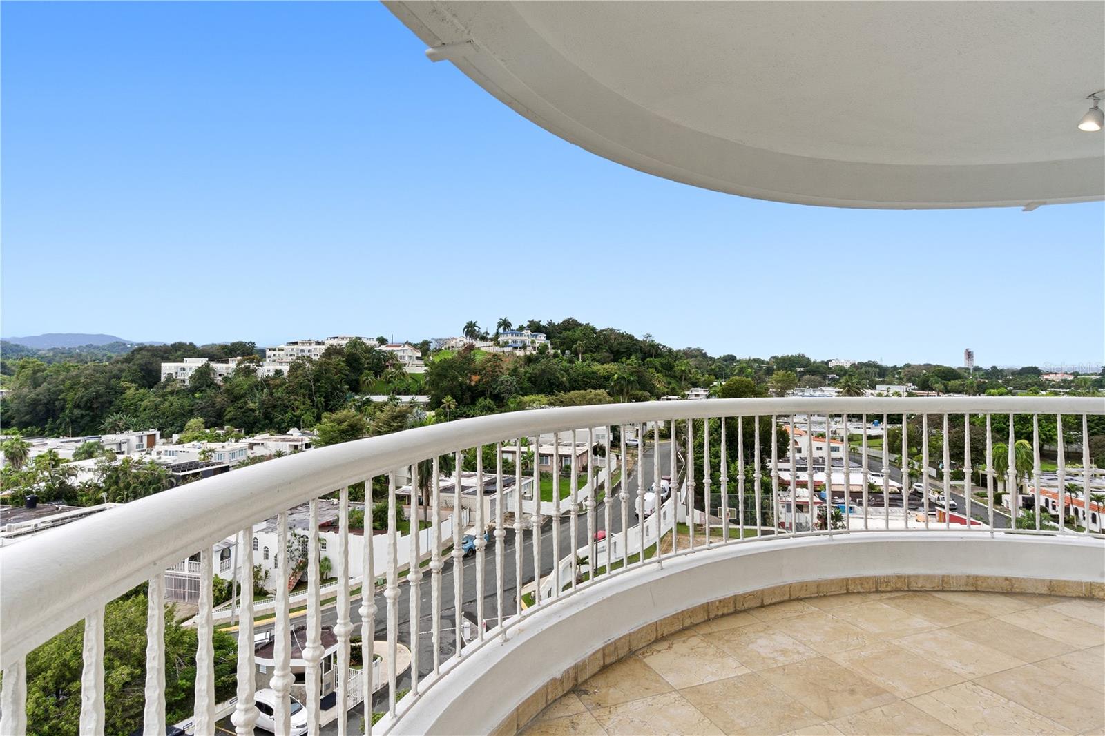 1010 CALLE ORQUID #704